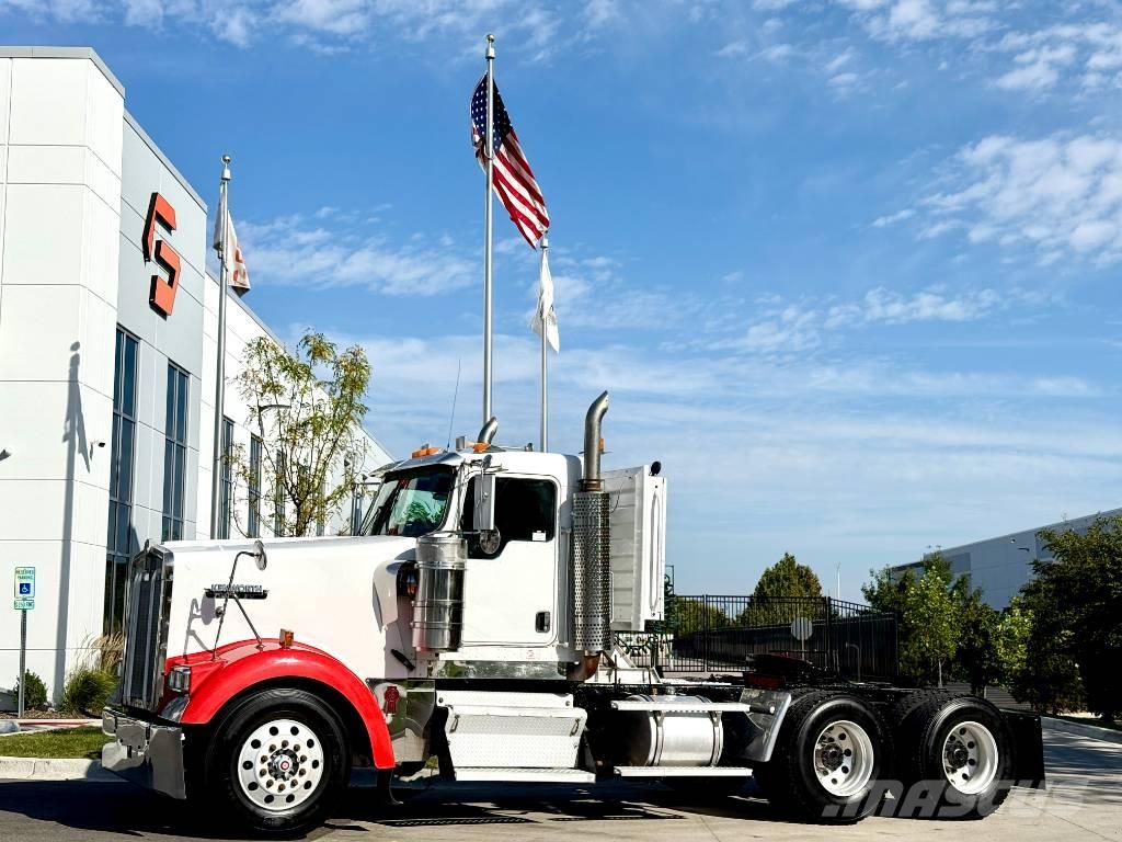 Kenworth W 900 Motrici e Trattori Stradali