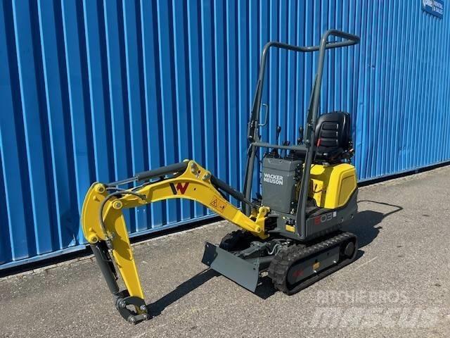 Wacker Neuson 803 Miniescavatori