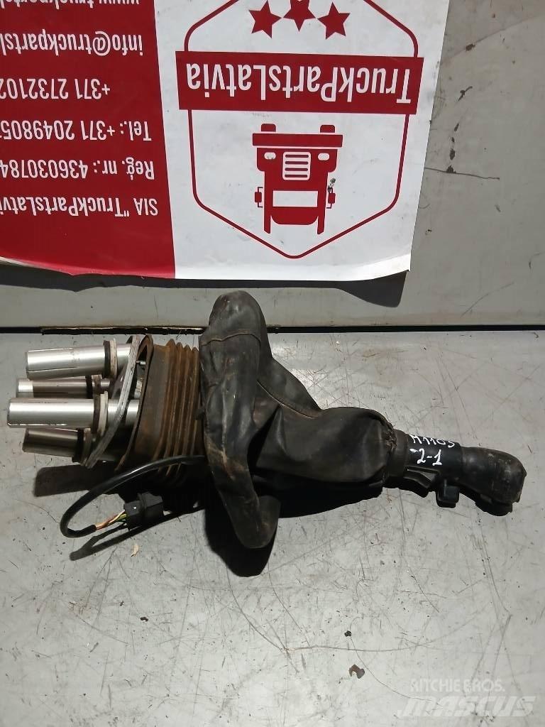 MAN TGA    81326056111 Cabine e interni