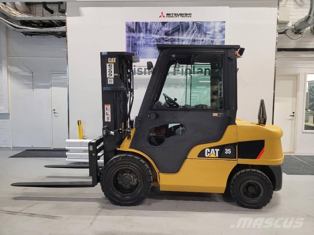 CAT DP 35 N Carrelli elevatori diesel