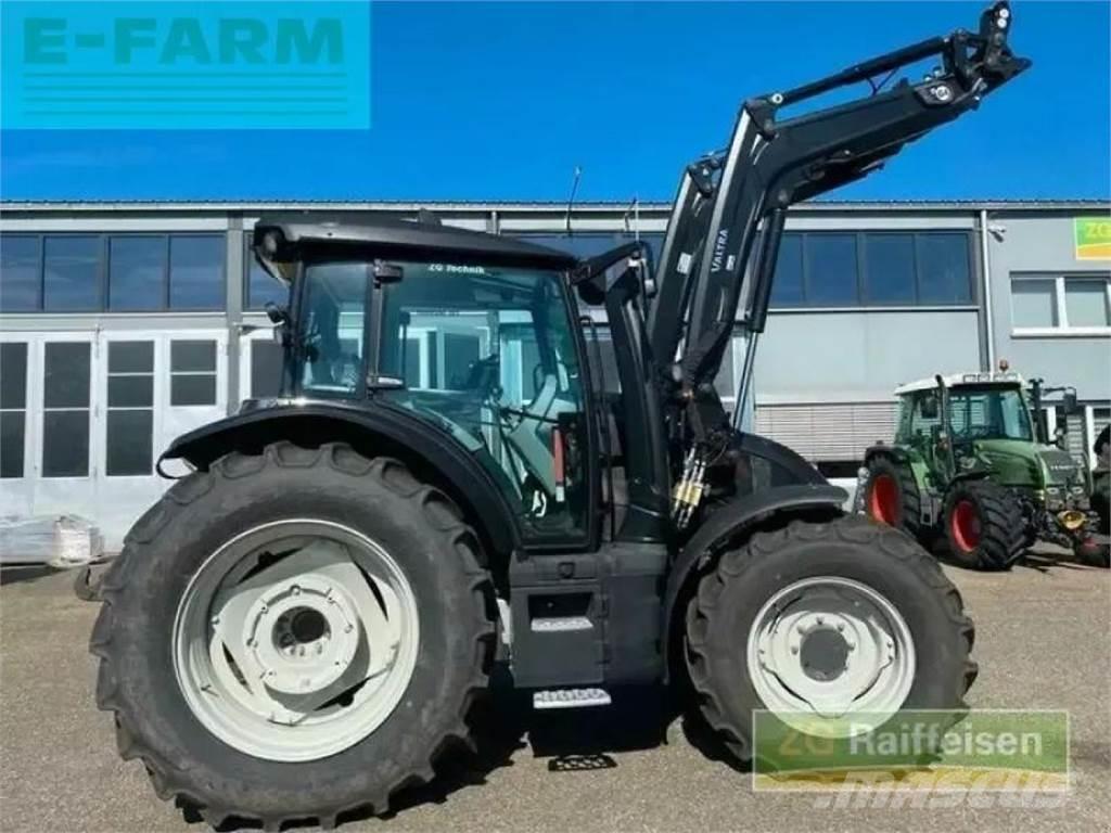 Valtra g135v 1b9 Trattori