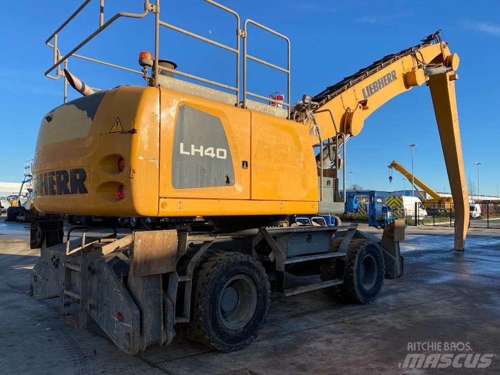 Liebherr LH40M Movimentazione rifiuti