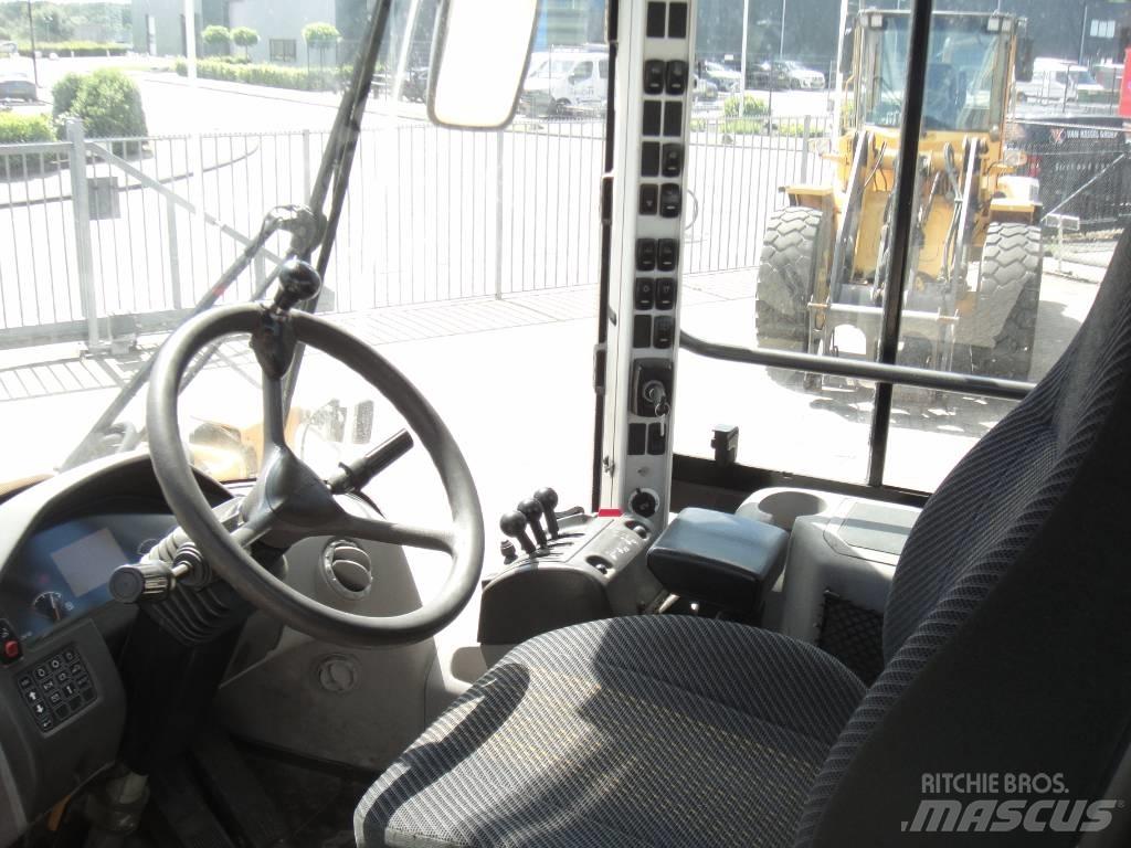 Volvo L 70 F Pale gommate