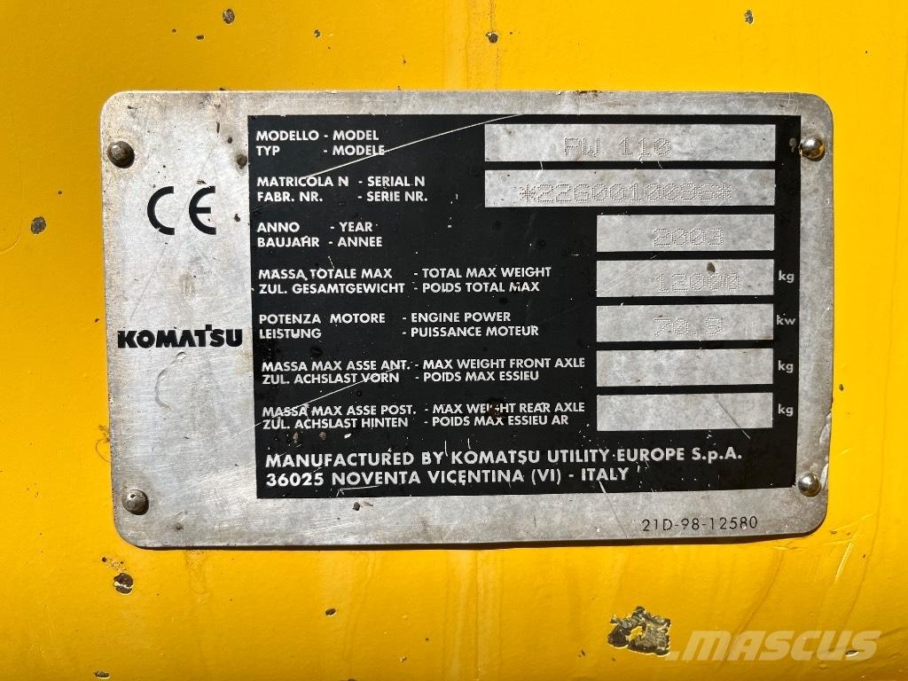 Komatsu PW 110 Escavatori gommati
