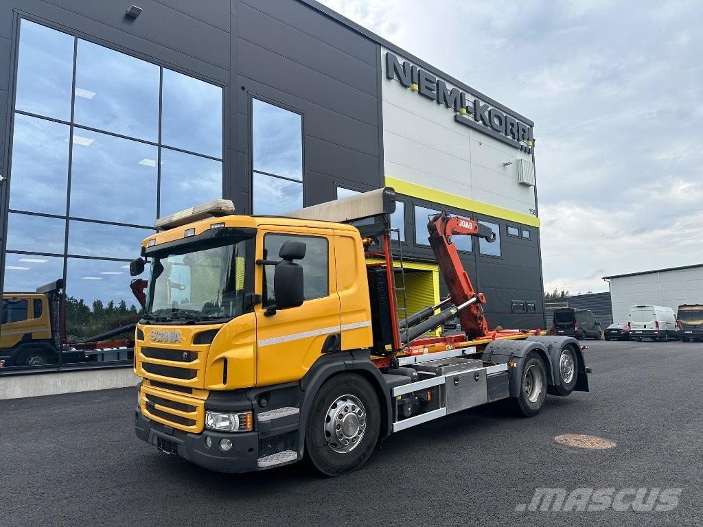 Scania P370 6x2*4 Camion con gancio di sollevamento