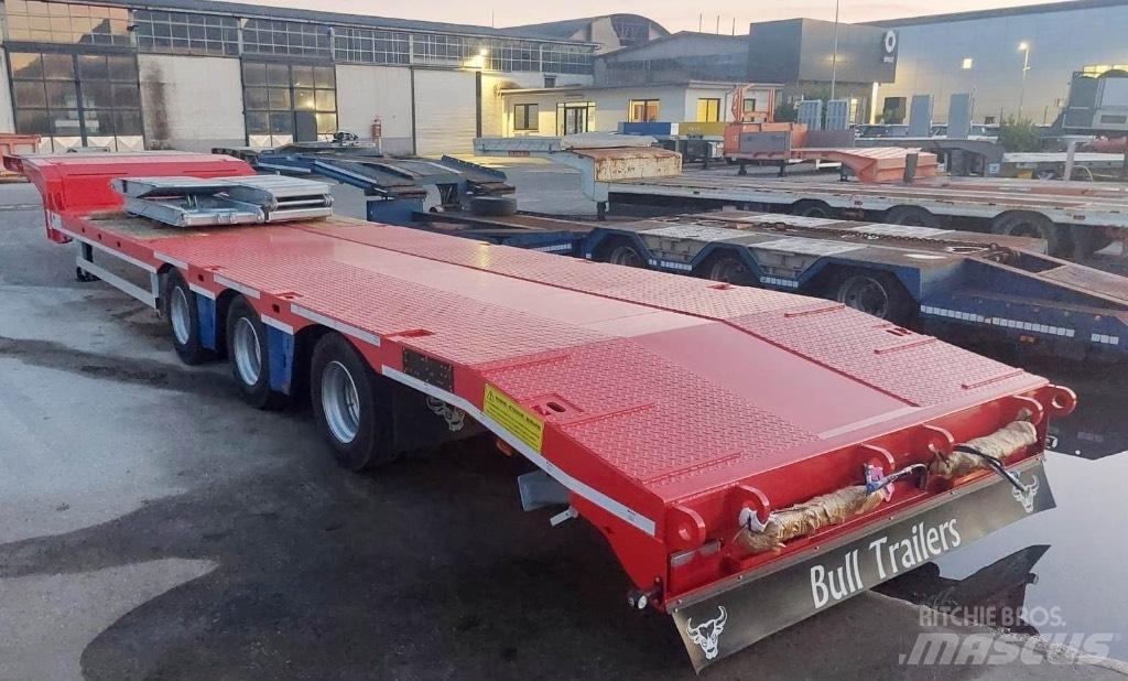 Bull Trailers Taurus Semirimorchio a pianale