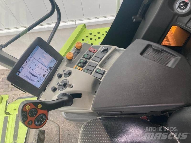 CLAAS LEXION 750 Mietitrebbiatrici