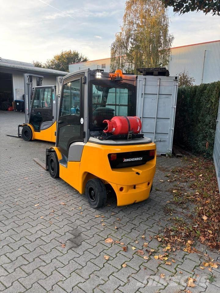 Jungheinrich TFG 425 Carrelli elevatori GPL