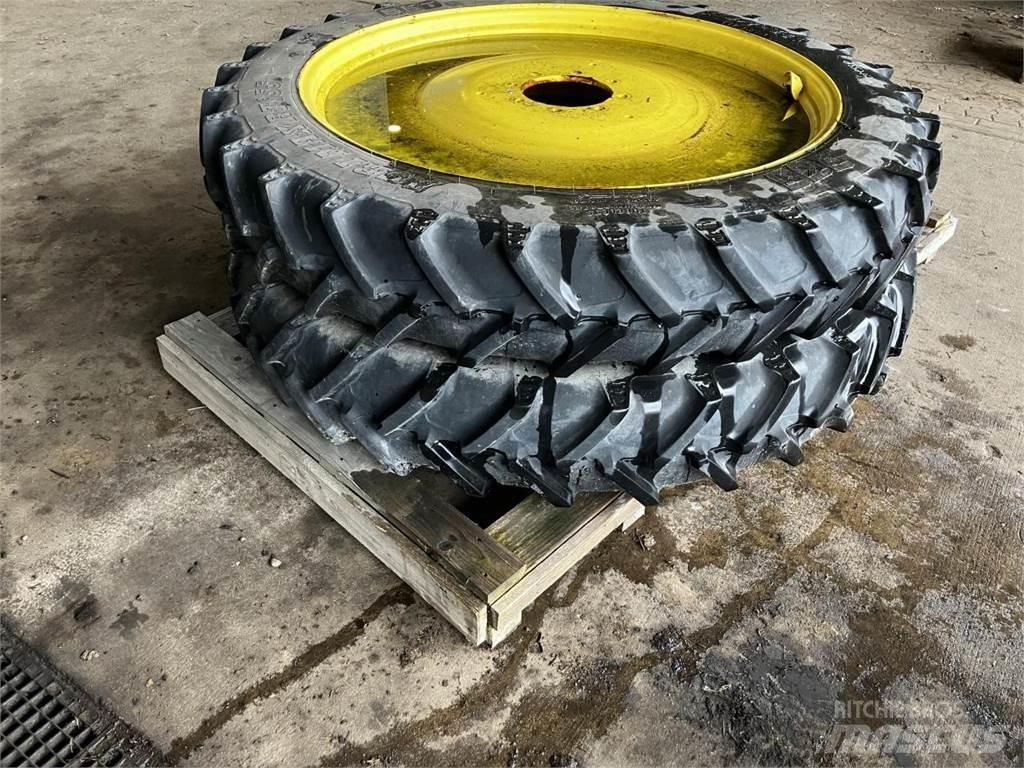 BKT 270/95R48 Pneumatici, ruote e cerchioni