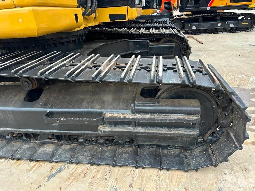 CAT 323GC Escavatori cingolati