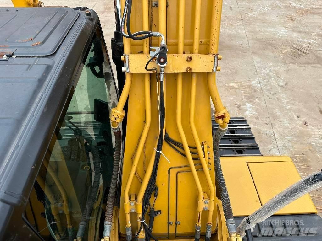 CAT 323GC Escavatori cingolati