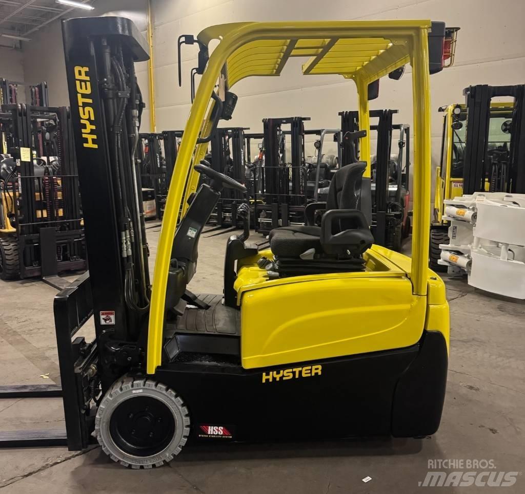 Hyster J 35 XNT Carrelli elevatori elettrici