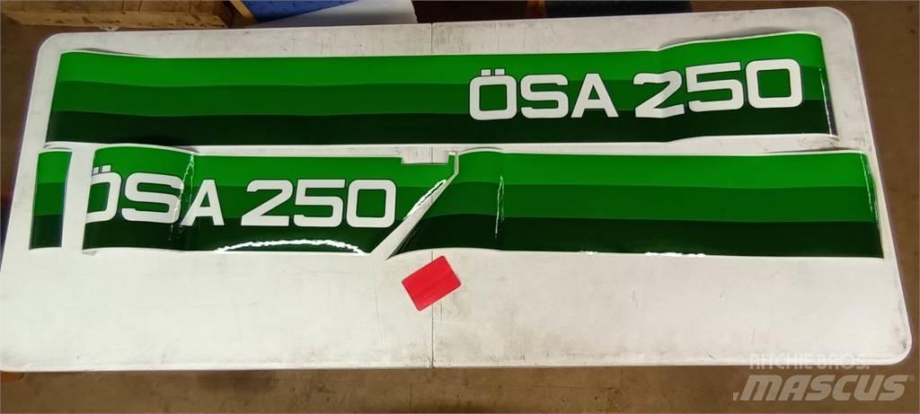  FMG/Ösa 104121 Cabine e interni