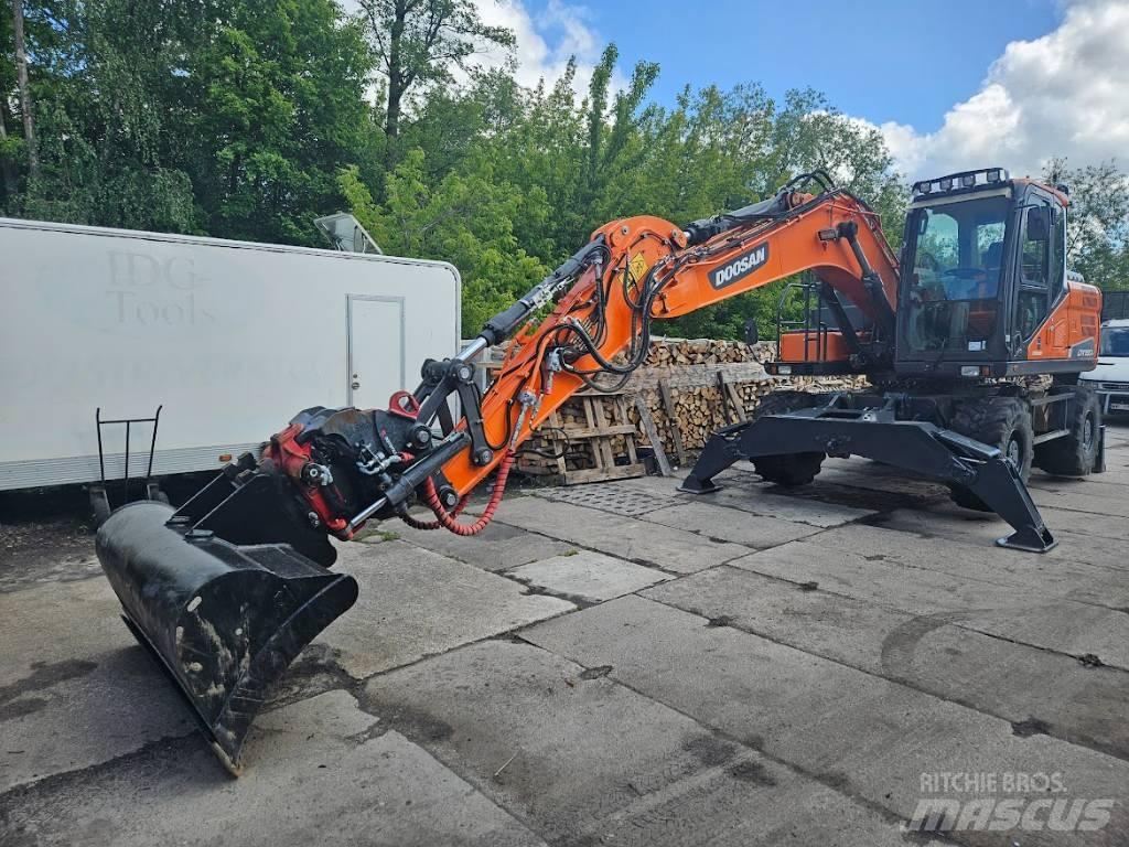 Doosan DX 160 W Escavatori gommati