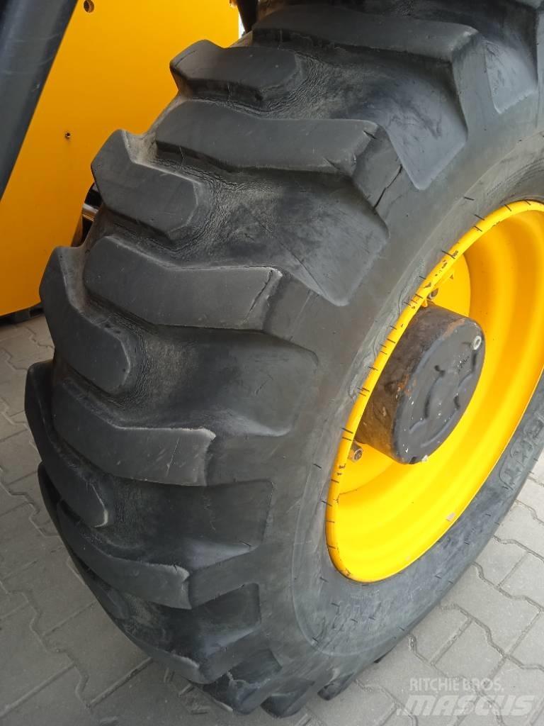 JCB 540-140 Sollevatori telescopici