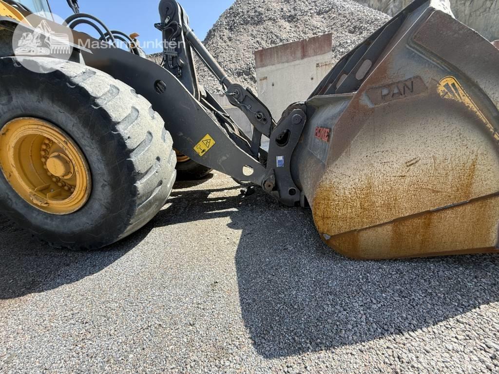 Volvo L 150 H Pale gommate