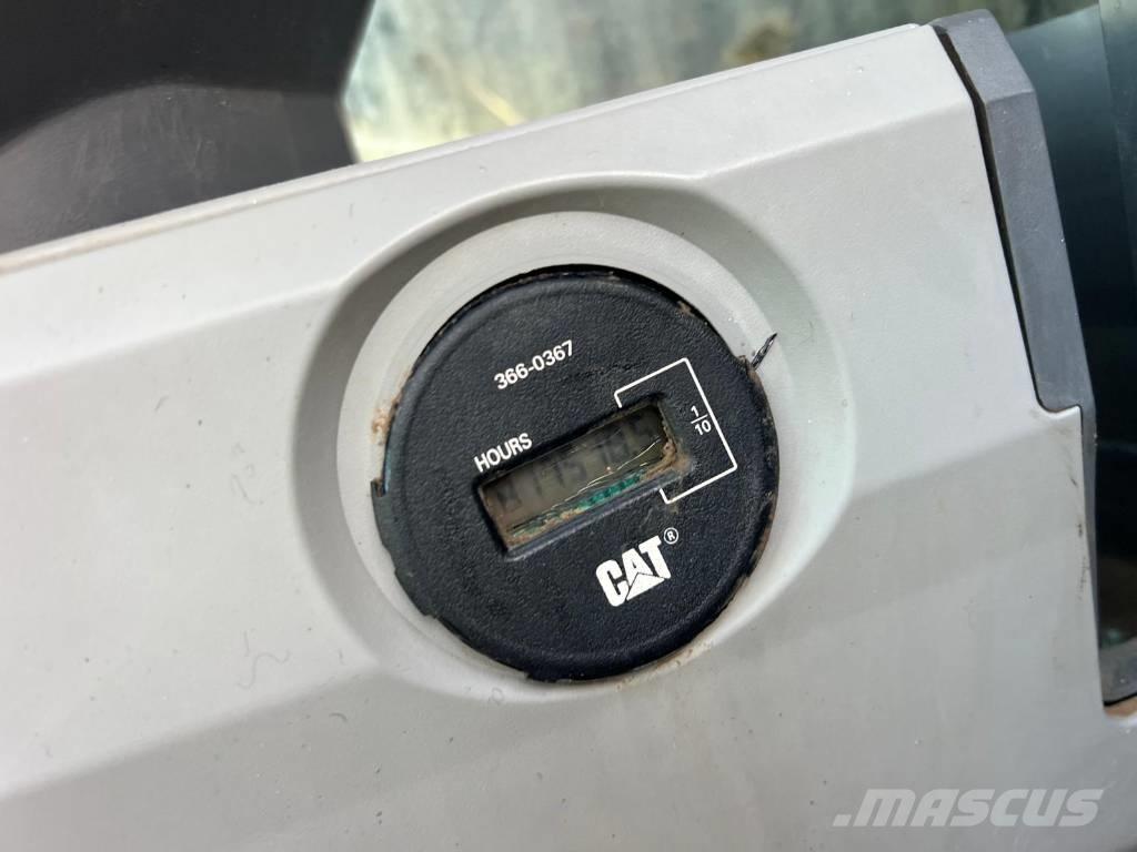 CAT 390 F L Escavatori cingolati