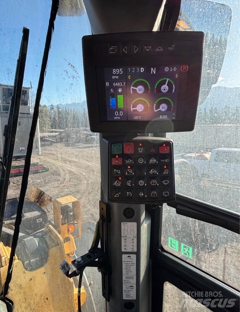 CAT 988 K Pale gommate