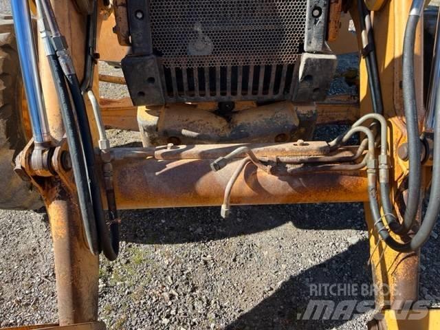 CASE 580 SLE Terne