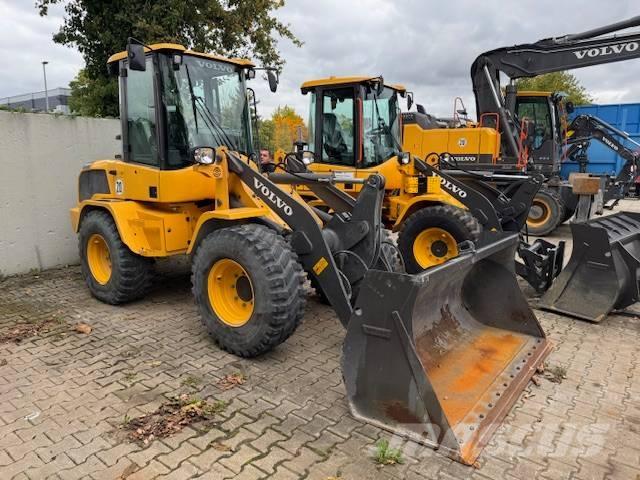 Volvo L35G Mini Pale Gommate