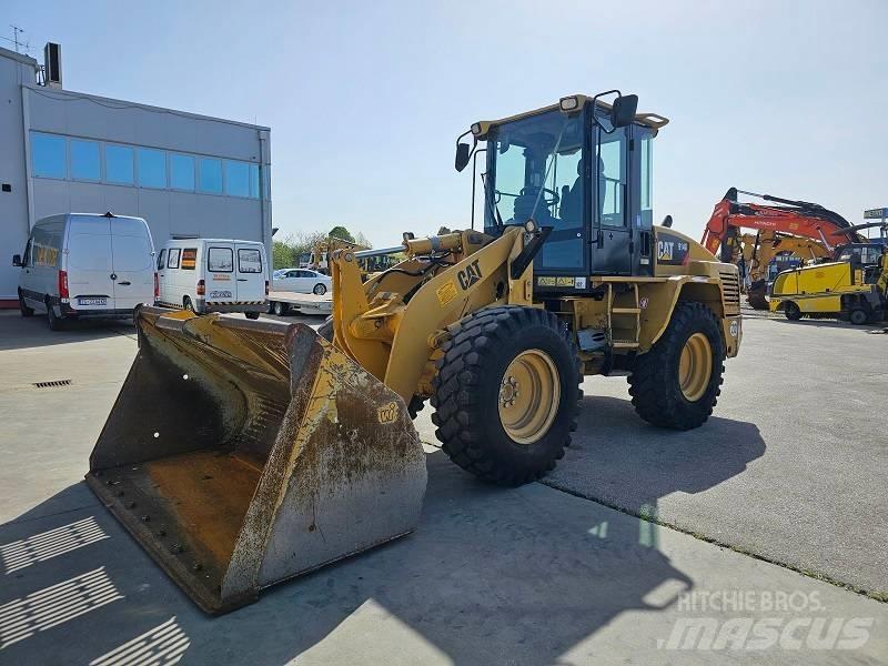 CAT 914 G Pale gommate