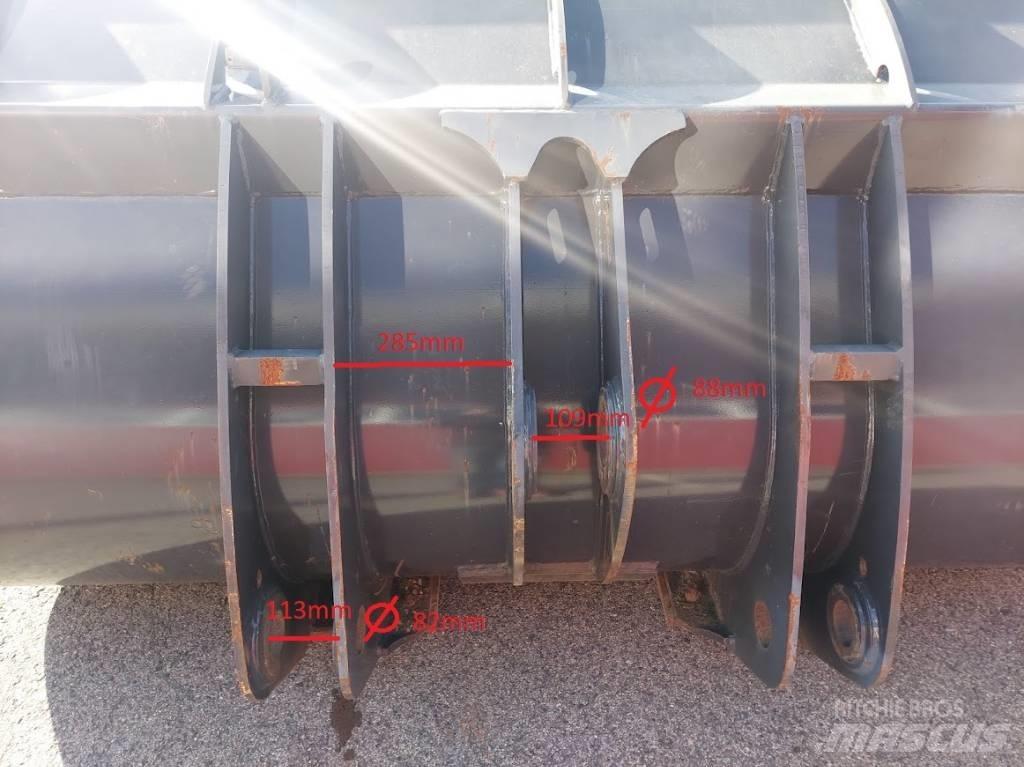 CASE 721 F Benne
