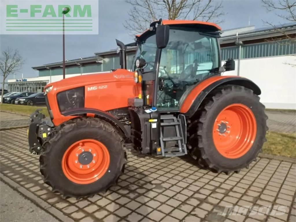 Kubota m6-122 Trattori