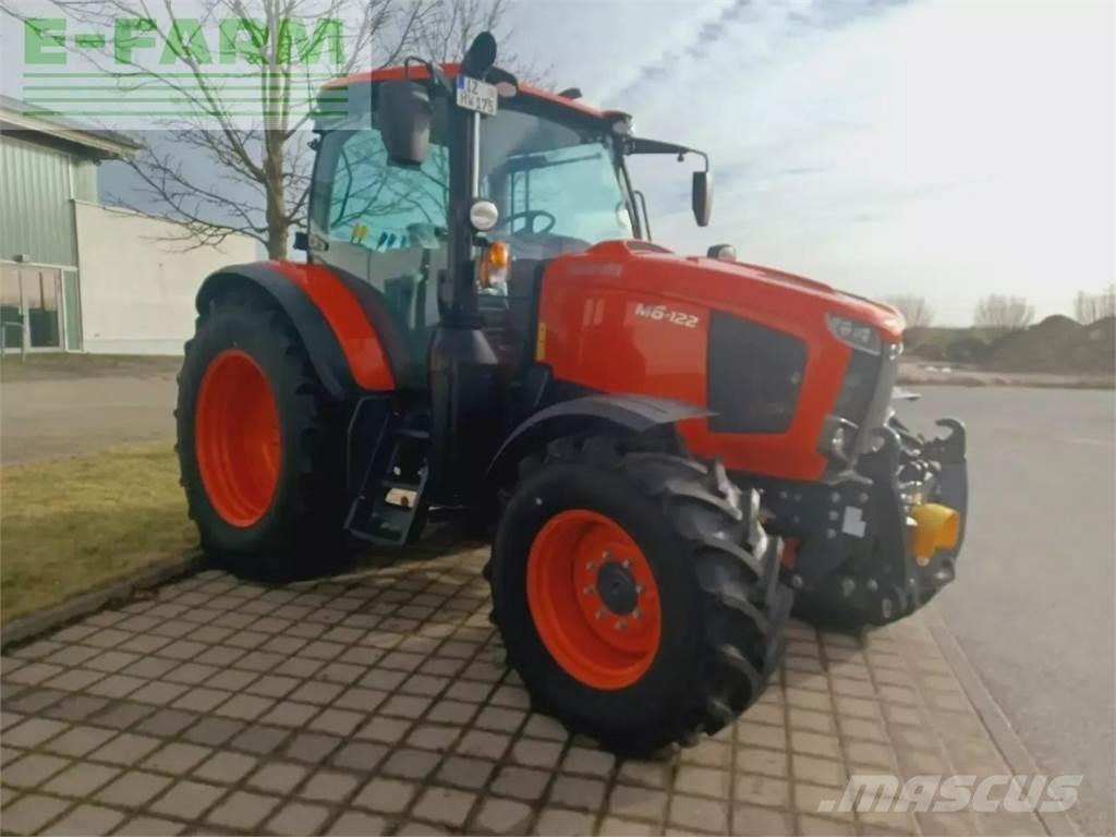 Kubota m6-122 Trattori