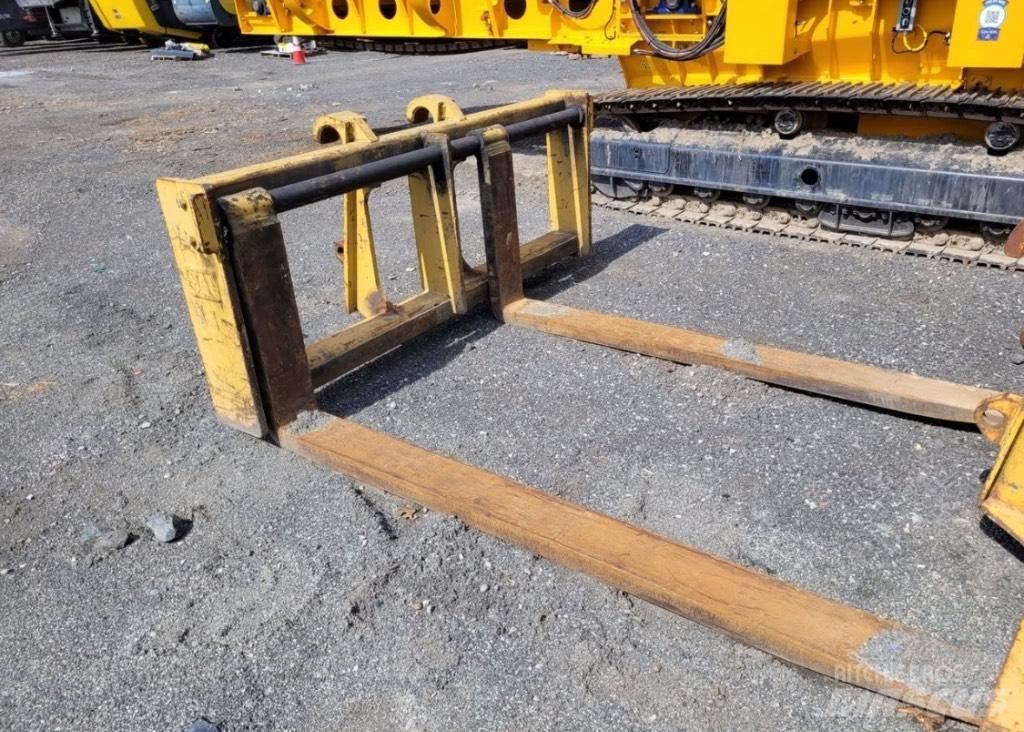 CAT 966 H Pale gommate