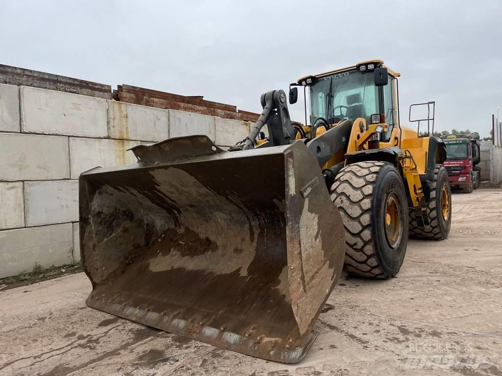Volvo L 150 G Pale gommate