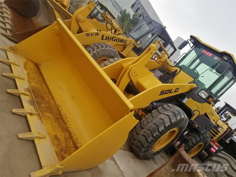SDLG LG 933 L Pale gommate