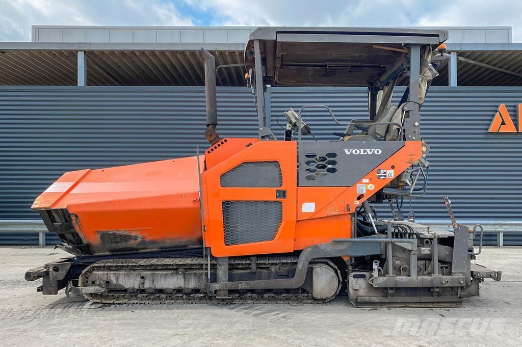 Volvo P7820C Finitrici