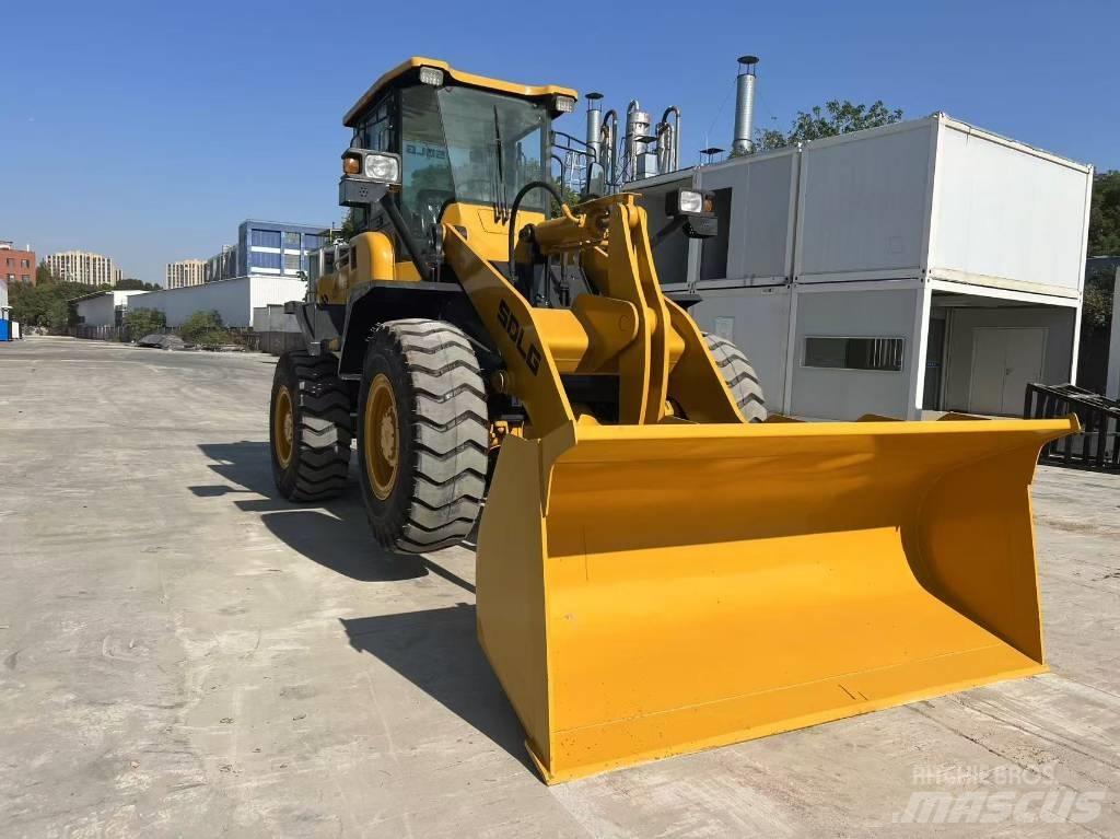 SDLG LG 936 L Pale gommate