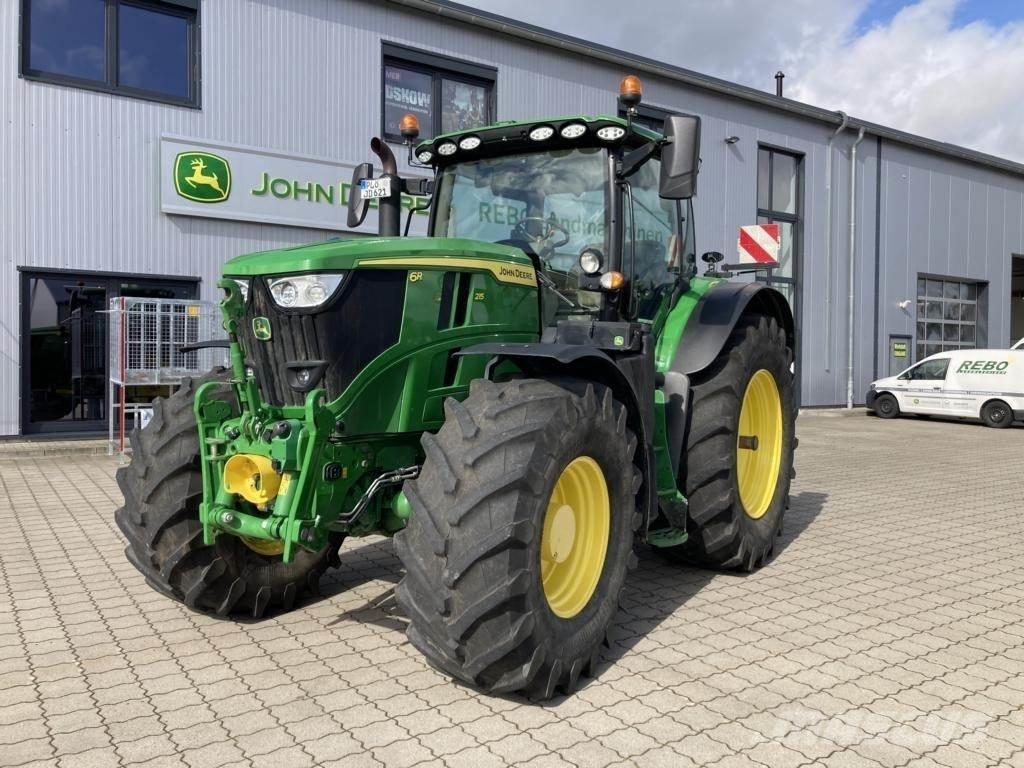 John Deere 6R215 Trattori