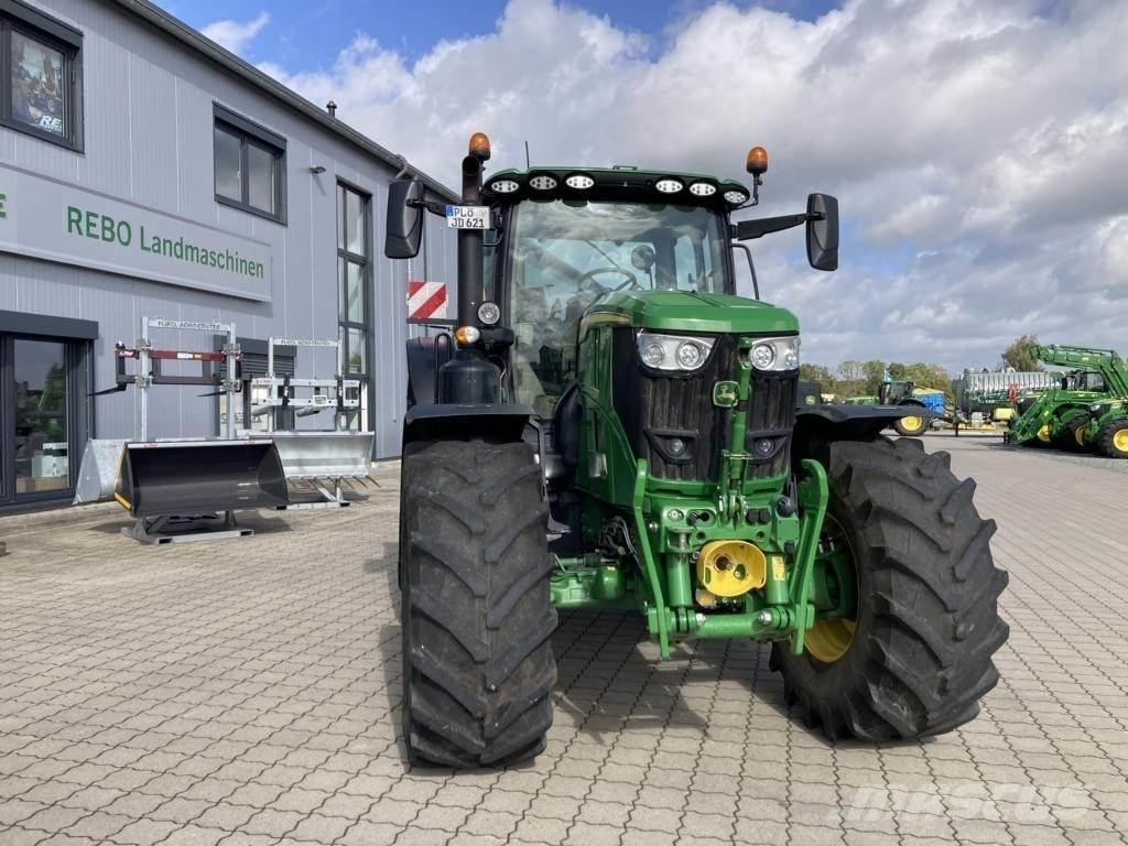 John Deere 6R215 Trattori