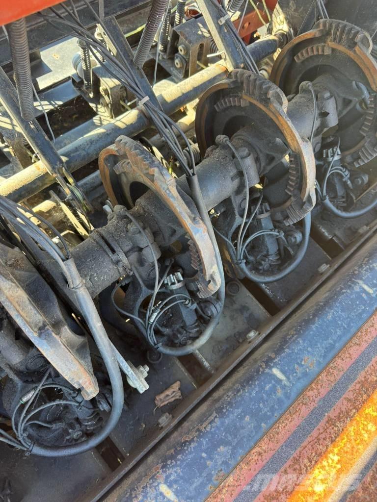 Hesston 4880 Presse quadre