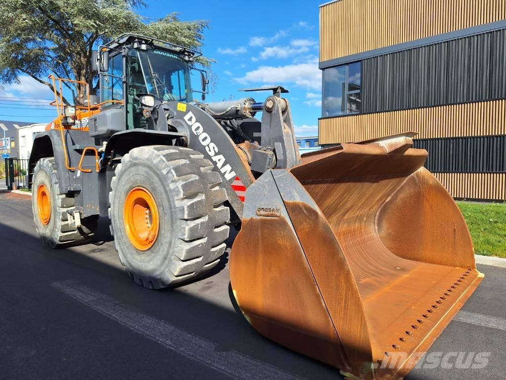 Doosan DL550-7 Pale gommate