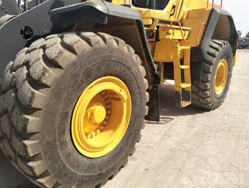 Volvo L 150 H Pale gommate