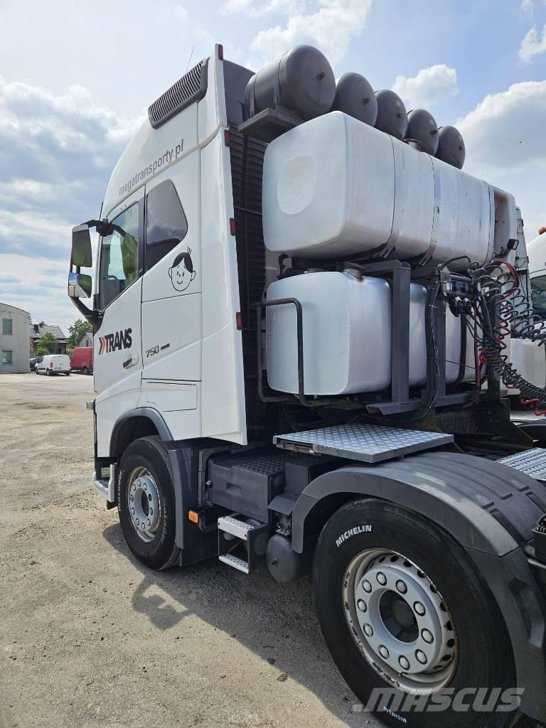 Volvo FH16 750KM 8x4 Motrici e Trattori Stradali