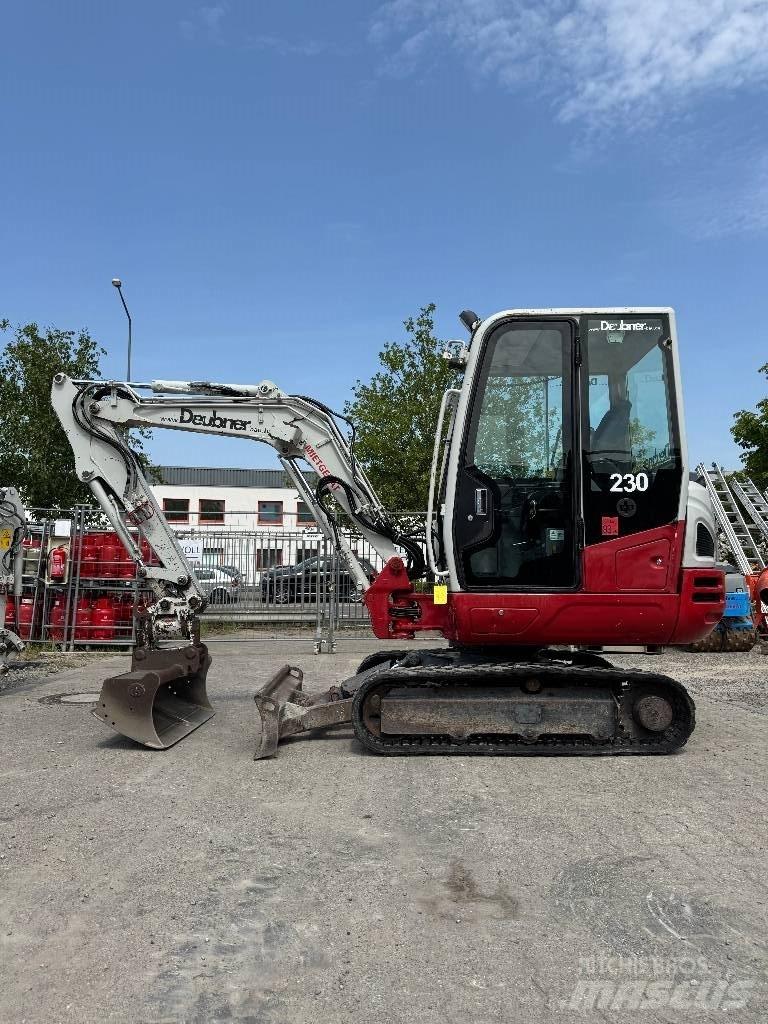 Takeuchi TB 230 Miniescavatori