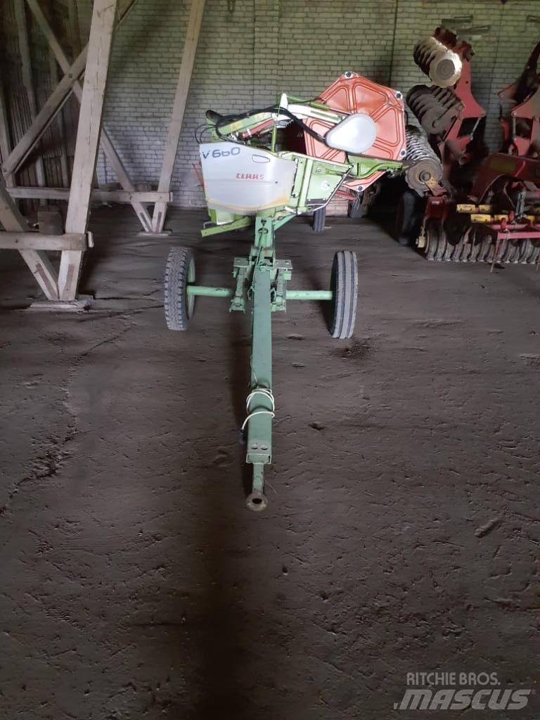 CLAAS Lexion 650 Mietitrebbiatrici