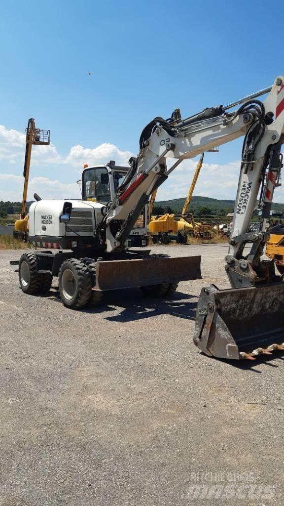 Wacker Neuson 9503-2 Escavatori gommati