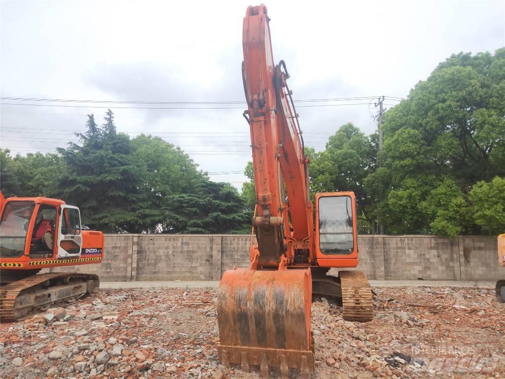 Doosan DH 220 LC-7 Escavatori cingolati