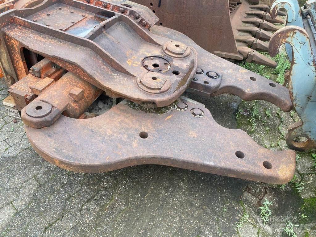 NPK S-24XCR Frantumatori da cantiere