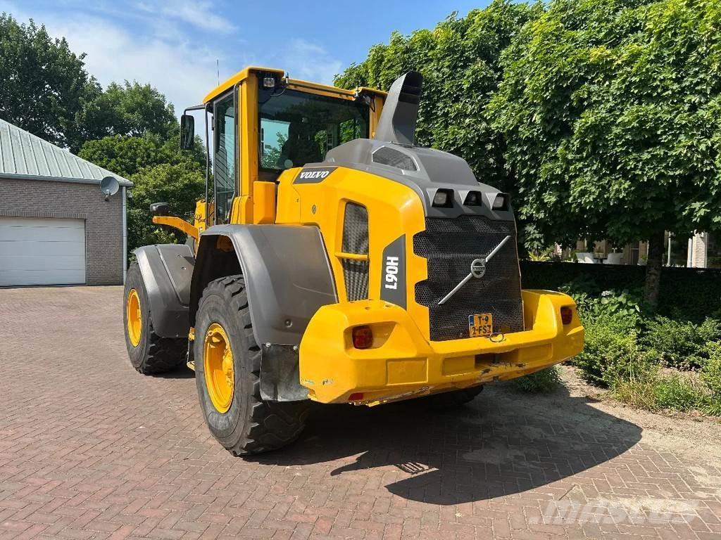 Volvo L90 H Pale gommate