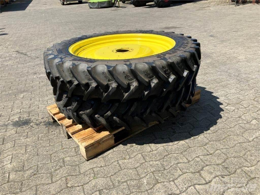 BKT 320/90R42 Pneumatici, ruote e cerchioni