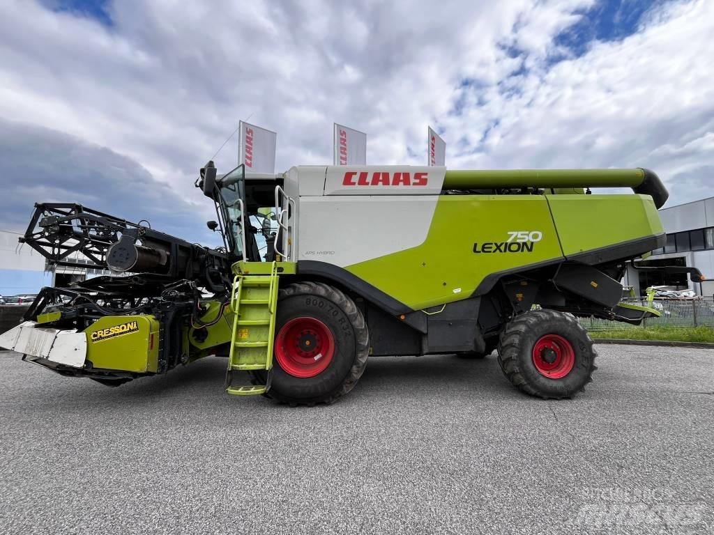 CLAAS Lexion 750 Mietitrebbiatrici