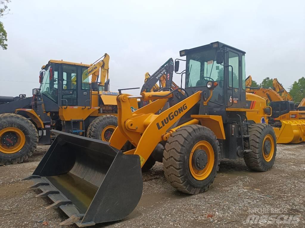 LiuGong 836 Pale gommate