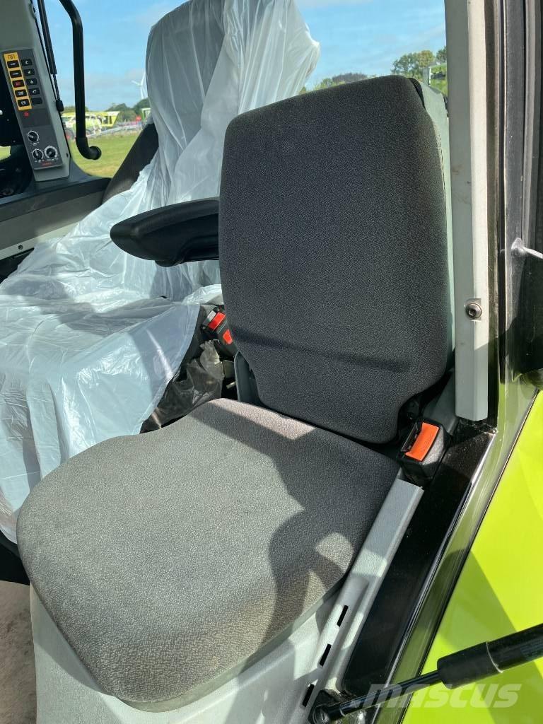 CLAAS Arion 530 CIS Trattori