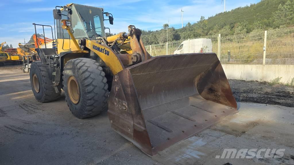 Komatsu WA 470-6 Pale gommate